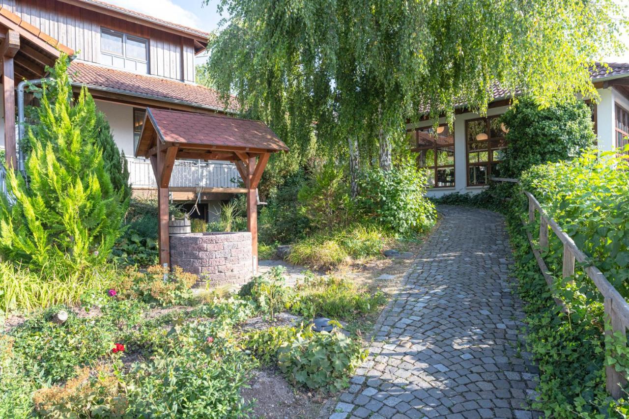 Hotel Restaurant Zehn-Brunnen Renningen Exterior photo